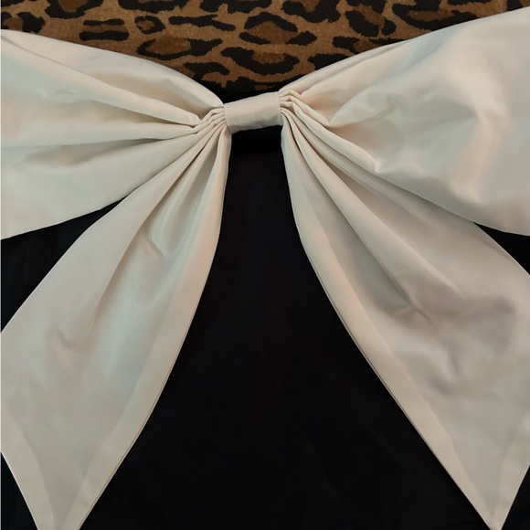 STAUD Atticus Bow-Detailed Top - Picture 6 of 7